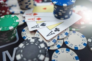 indoseven slot app on mobile showing live dealer lobby